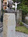 Szent Laszlo szobra Pilisszentlaszlon
